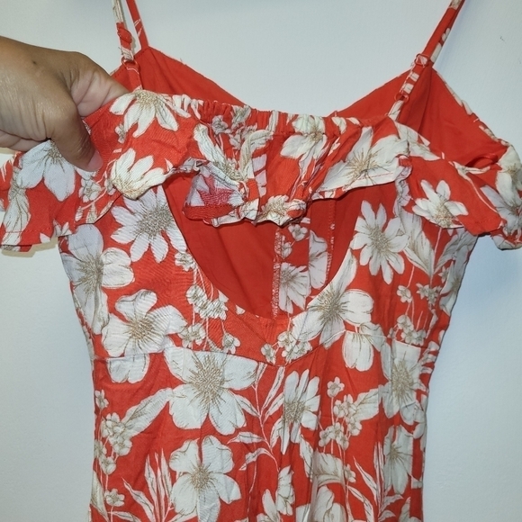 Band of Gypsies Lana Red and White Floral Button Ruffle Maxi Dress Size S - Picture 11 of 14